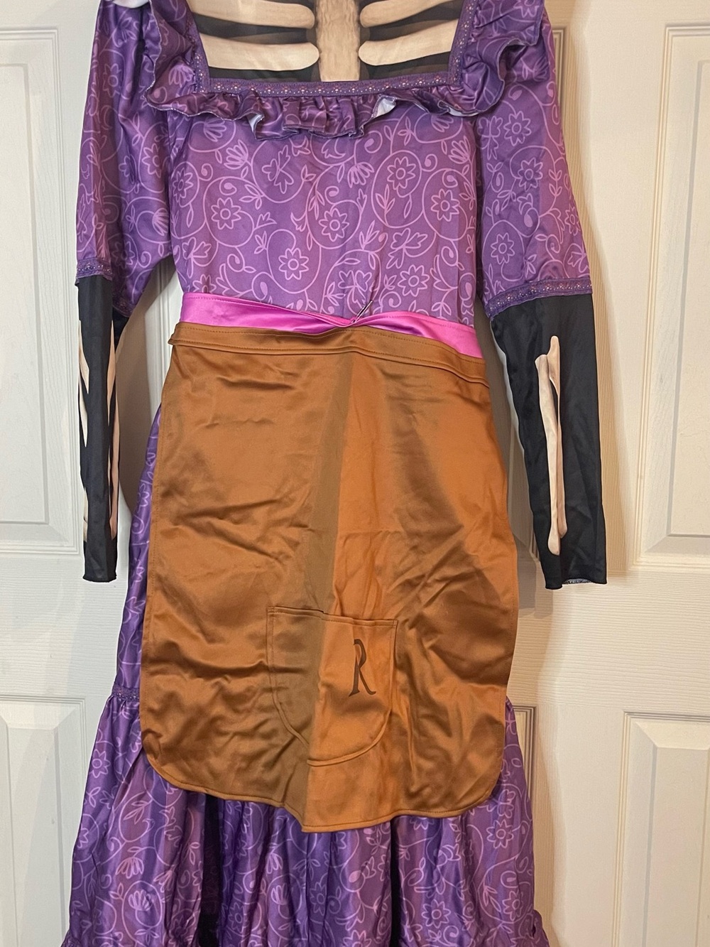 Disney Pixar Coco Mama Imelda Adult Costume - Worn Once with Accessories